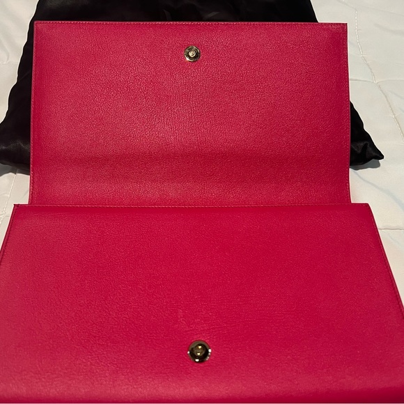 YSL Calfskin Monogram Large Belle De Jour Clutch - Picture 8 of 11